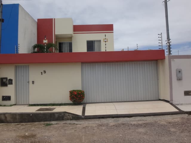  Casa no Resid.Costa Verde ( ARUANA)