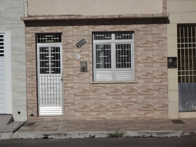 Casa Na Rua  Armindo Guaraná
